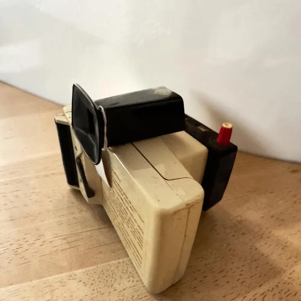 Vintage 1960s Polaroid Swinger Model 20 Land Camera Instant Film Cream Black Mod